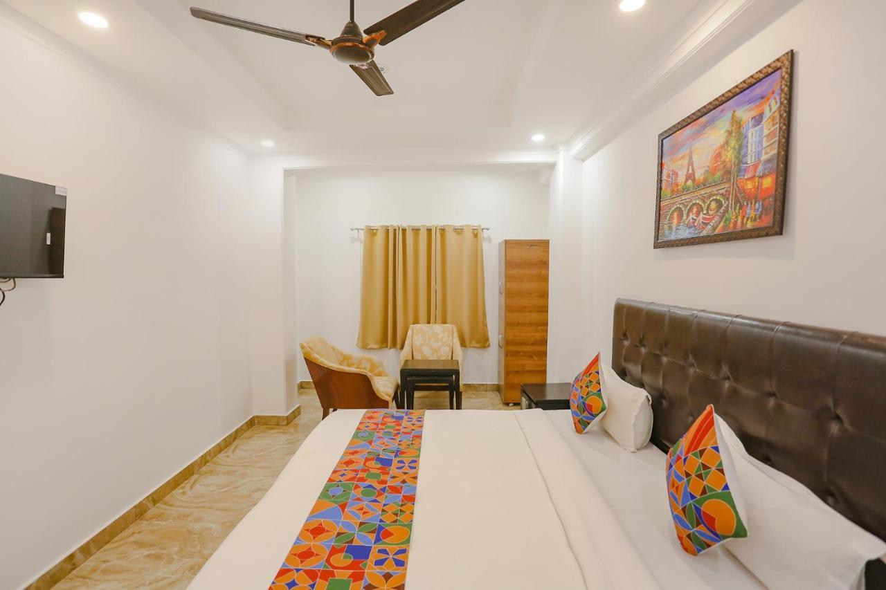 Hotel Fabexpress Taj Residency Near Yashobhoomi Convention Centre Dillí Exteriér fotografie