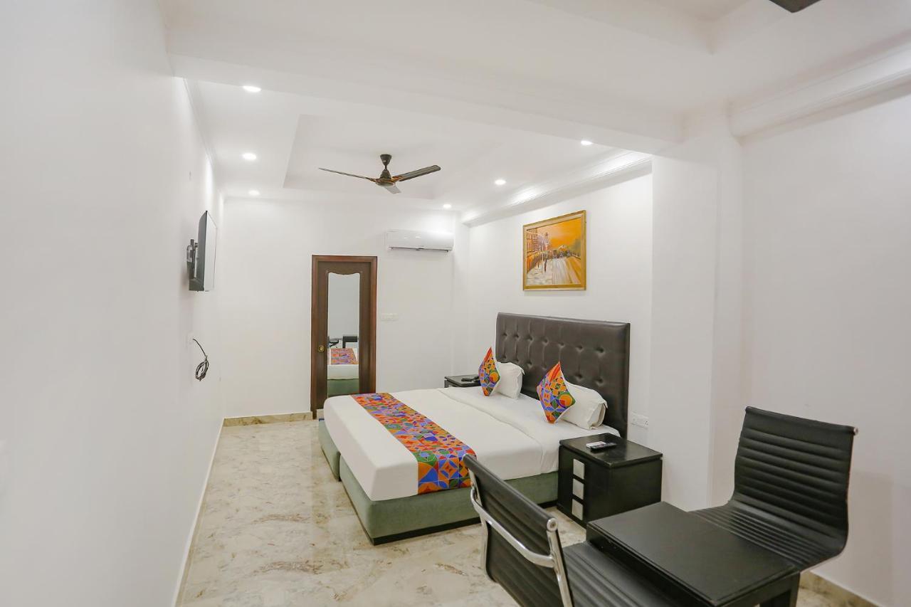 Hotel Fabexpress Taj Residency Near Yashobhoomi Convention Centre Dillí Exteriér fotografie