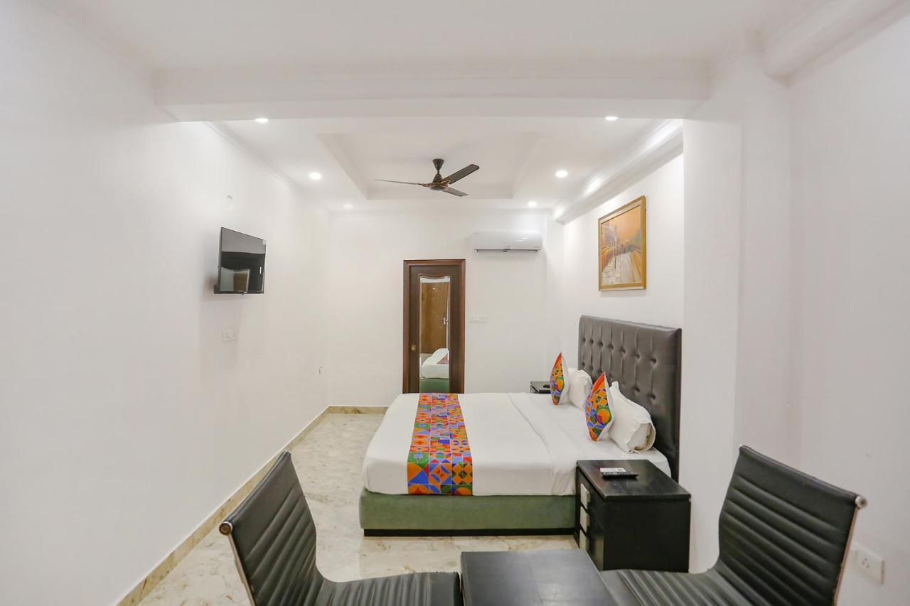 Hotel Fabexpress Taj Residency Near Yashobhoomi Convention Centre Dillí Exteriér fotografie